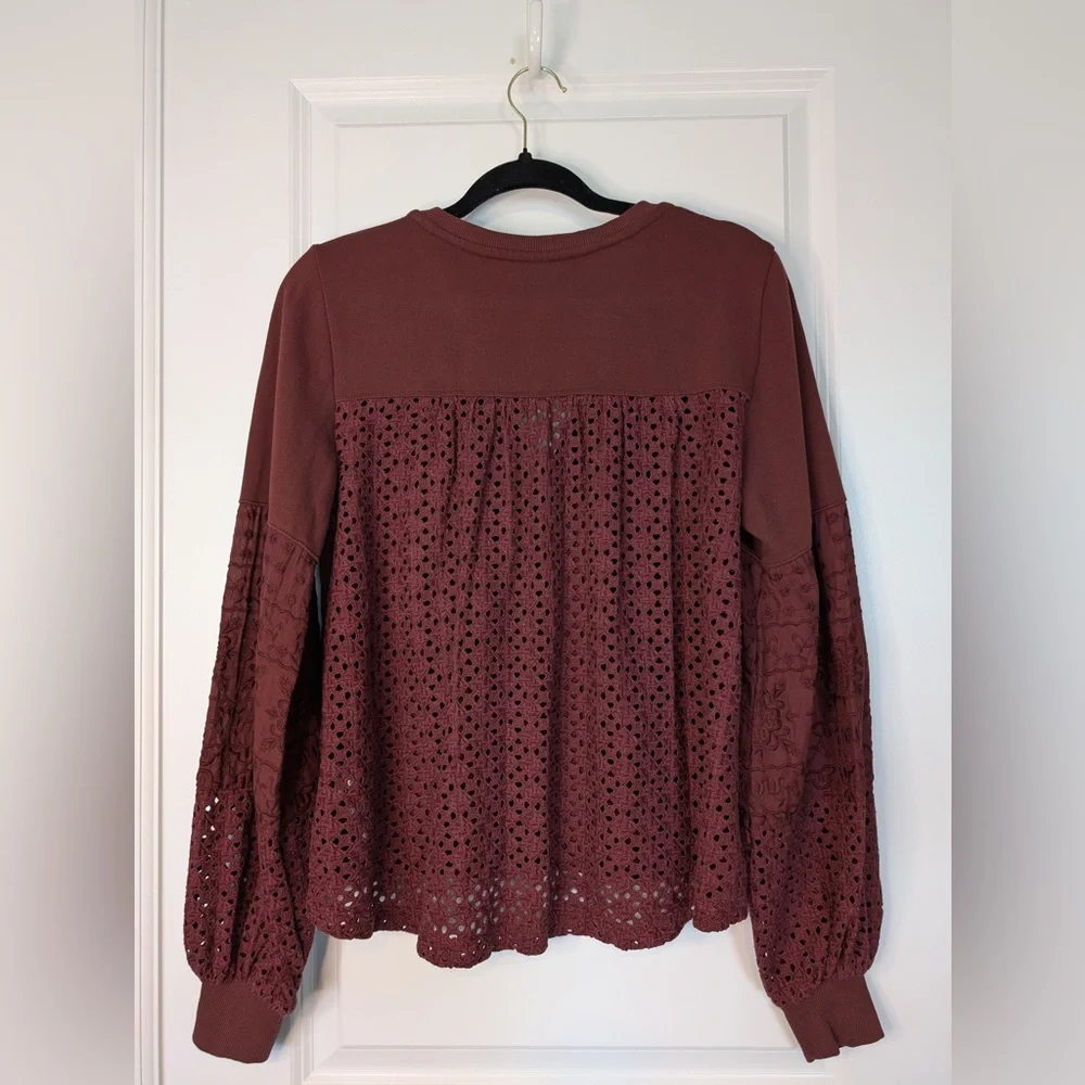 Anthropologie Womens Maroon Eyelet V Neck Sweatshirt Size XS